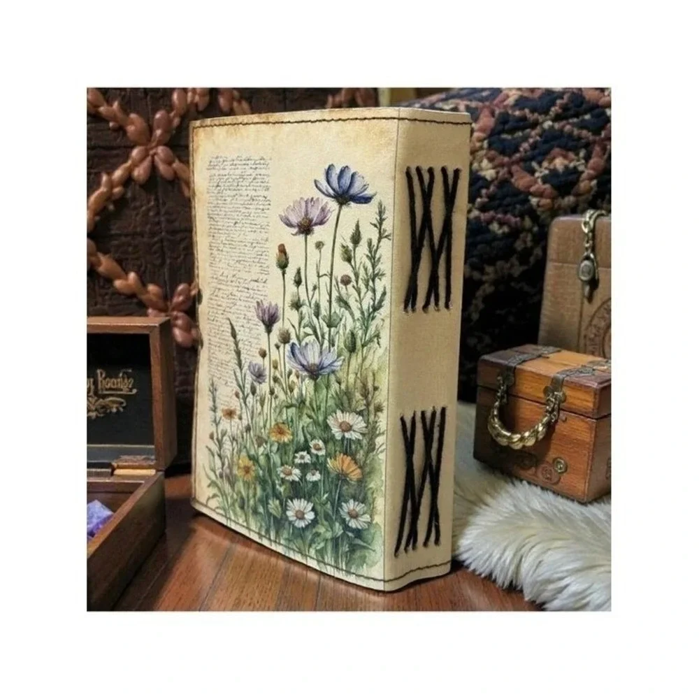 Sakura Vintage Leather Journal Wildflower Botanical Paper Cream 7x5 Clasp NEW